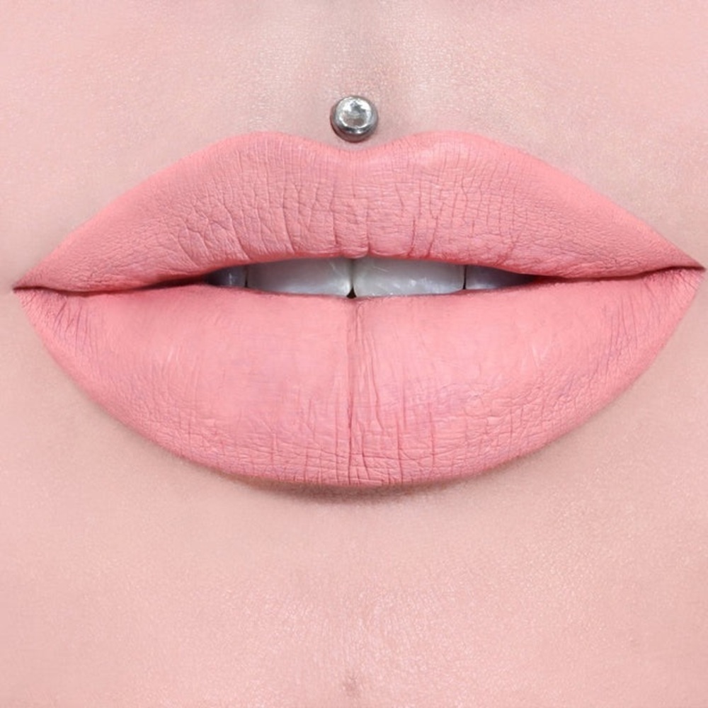 Jeffree Star‎ Velour Liquid Lipstick - Skin Tight (Light Peach Nude) - NWB
